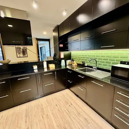 Villa Square House *