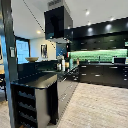 Square House Вилла Фуншал