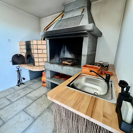 Вилла Square House *