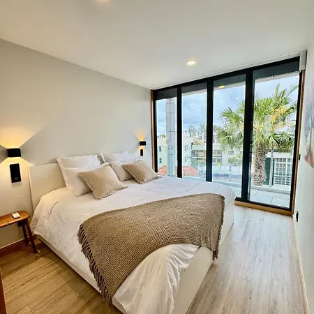 Villa Square House *