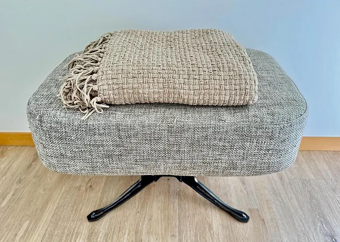 Square House 丰沙尔