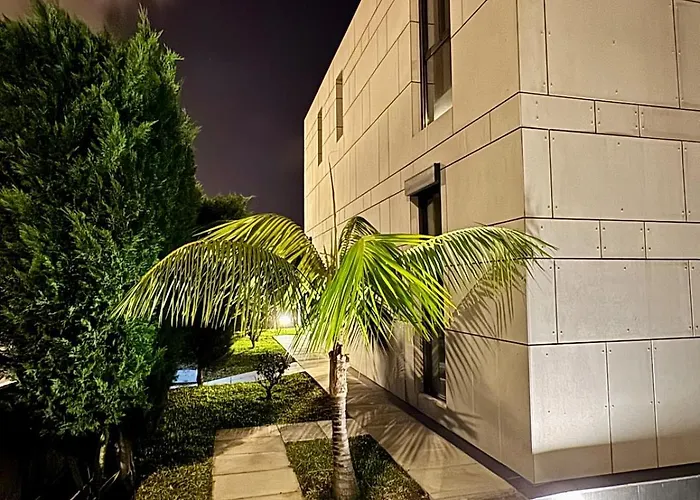 Square House Vila Funchal (Madeira)