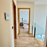 Villa Square House *